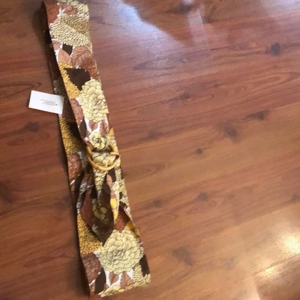 NWT LOFT Brown and yellow floral bamboo ring belt S￼